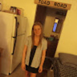 Meet your Posher, Crystal